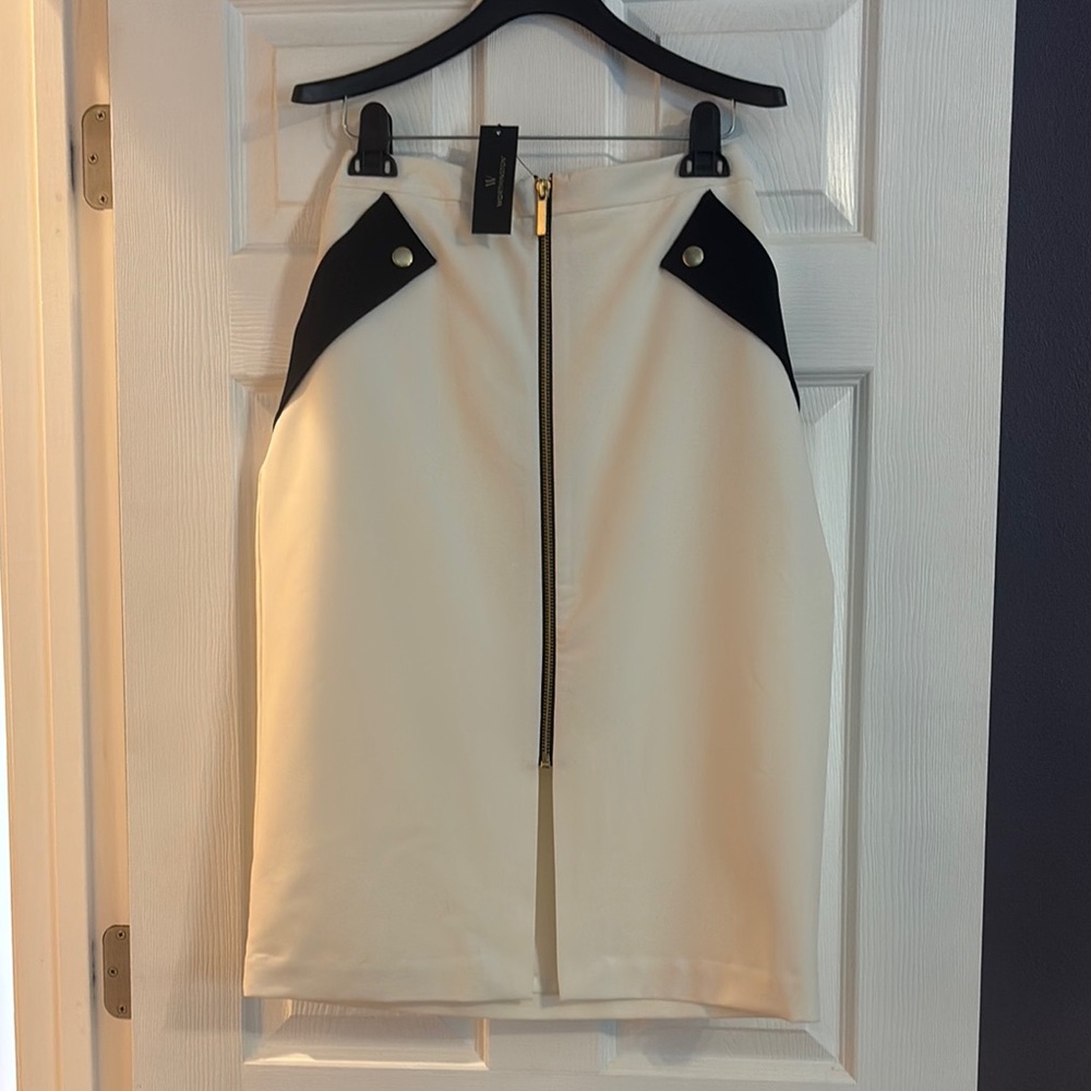 Worthington Black and White Pencil Skirt Knee-Length Work